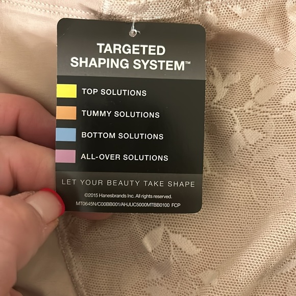 Bali firm control shaping brief NWT - Picture 4 of 5